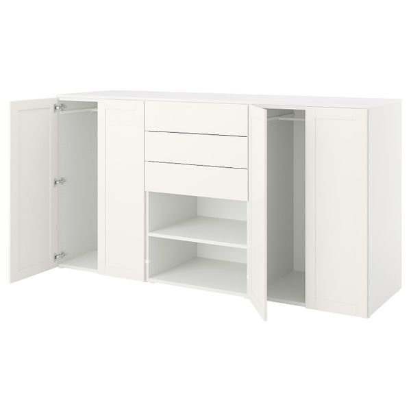IKEA, вид спереди