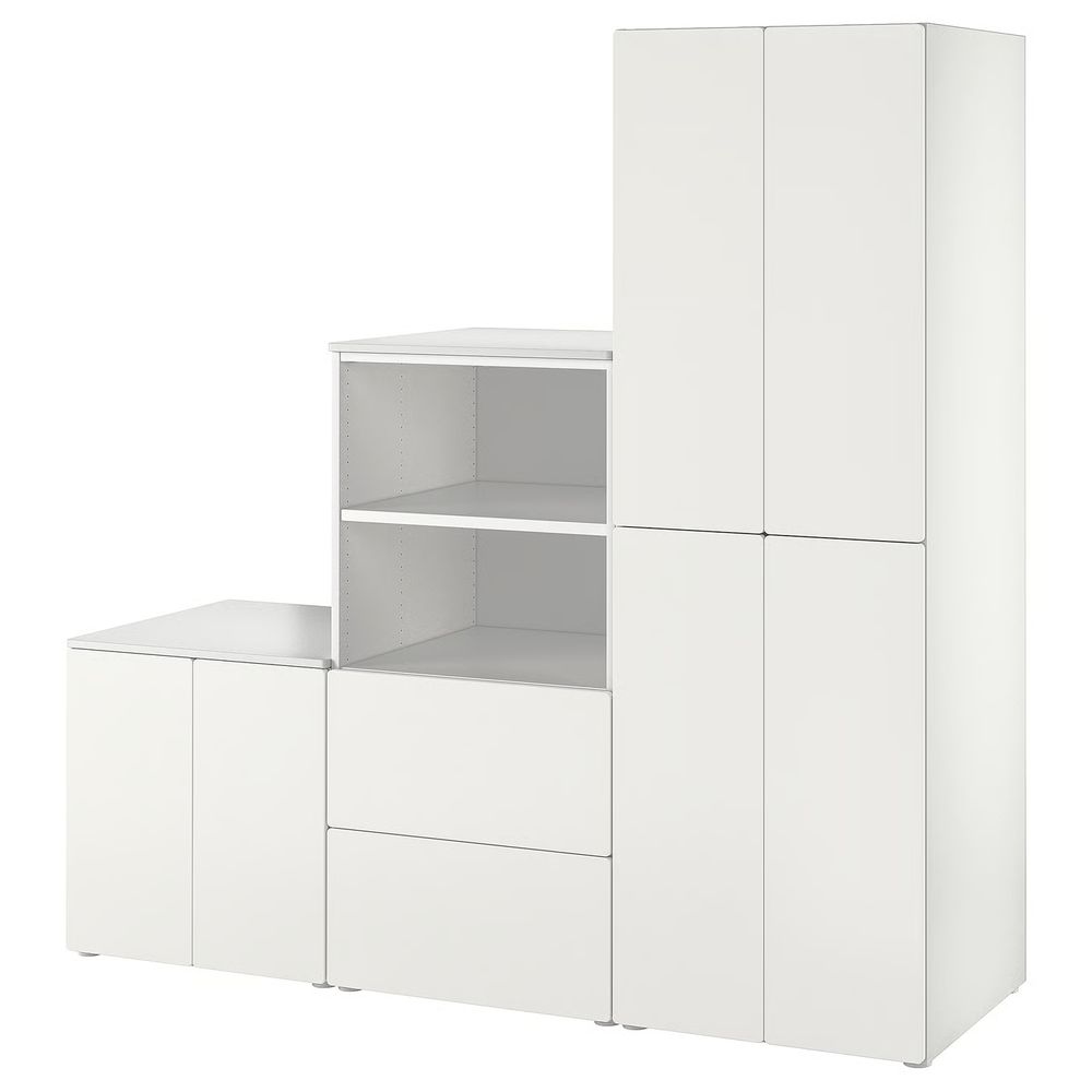 IKEA, вид спереди