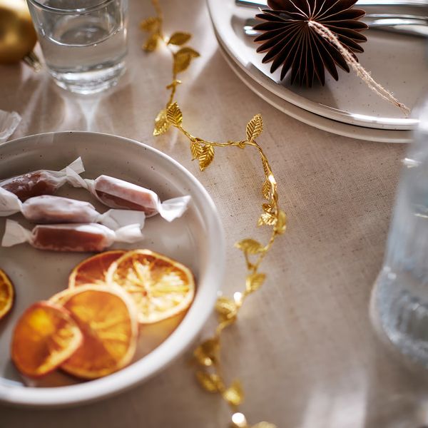 IKEA, дополнительный ракурс - схема-чертеж с размерами