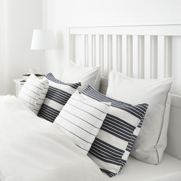 Чехол на подушку, белый, темно-серый 40x65 см IKEA METTALISE МЕТТАЛИСЕ 504.326.62 - фото 4