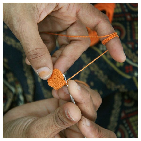 Дорожка на кровать, точечный черный, 45x180 см IKEA MÄVINN 905.749.61 - фото 6