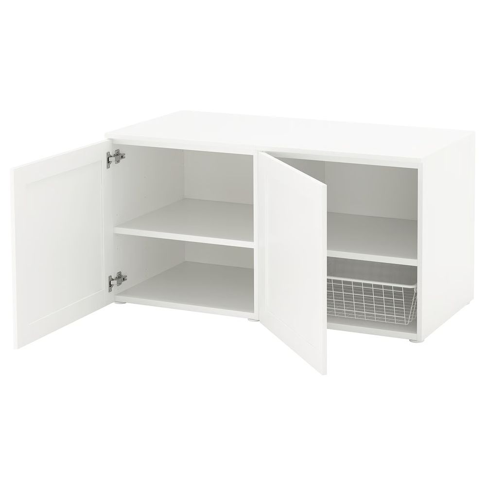 IKEA, вид спереди