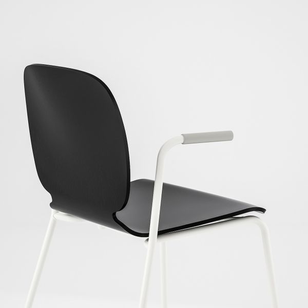 Легкое кресло, черный, Дитмар белый IKEA СВЕН-БЕРТИЛЬ 392.597.48 - схема-чертеж с размерами