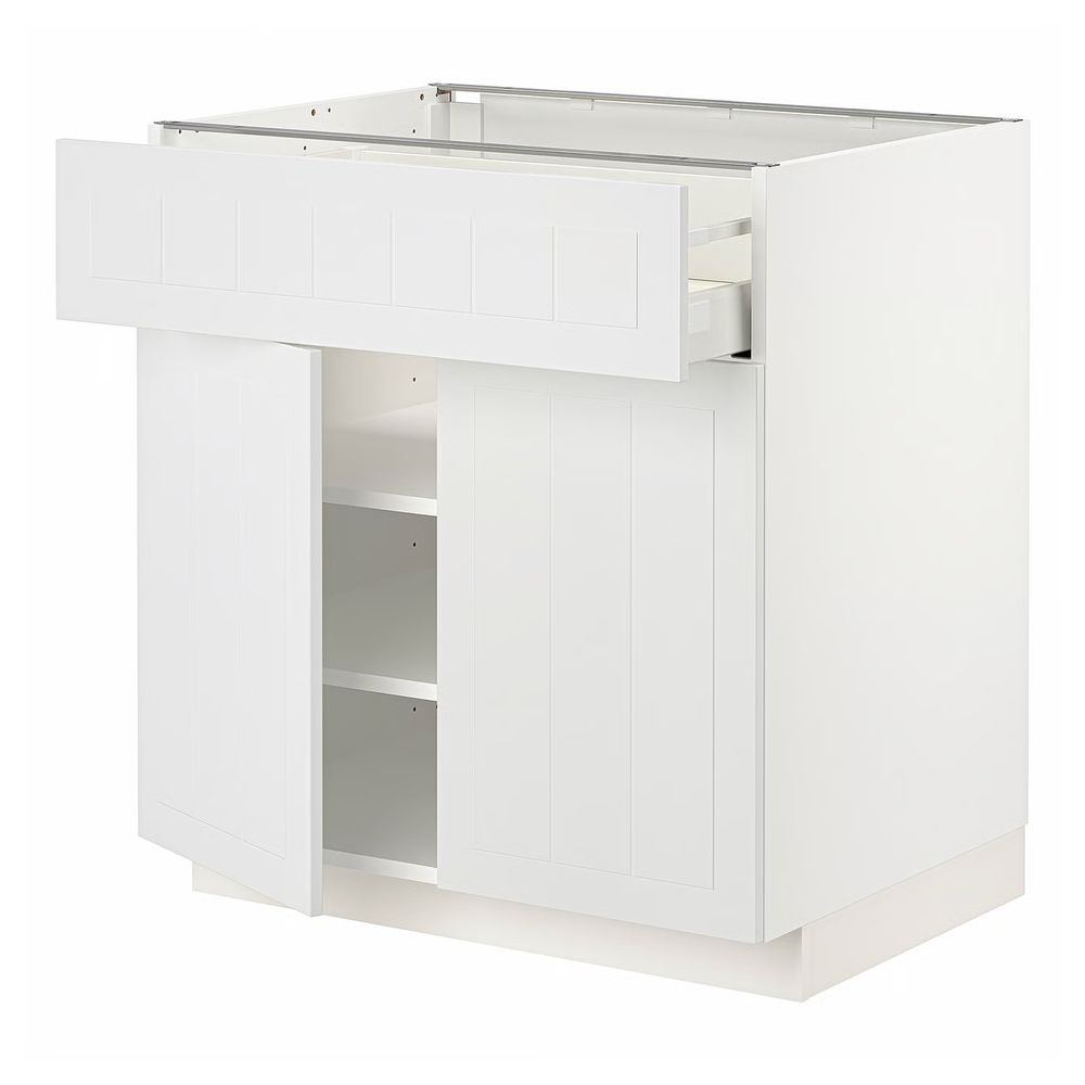IKEA, вид спереди