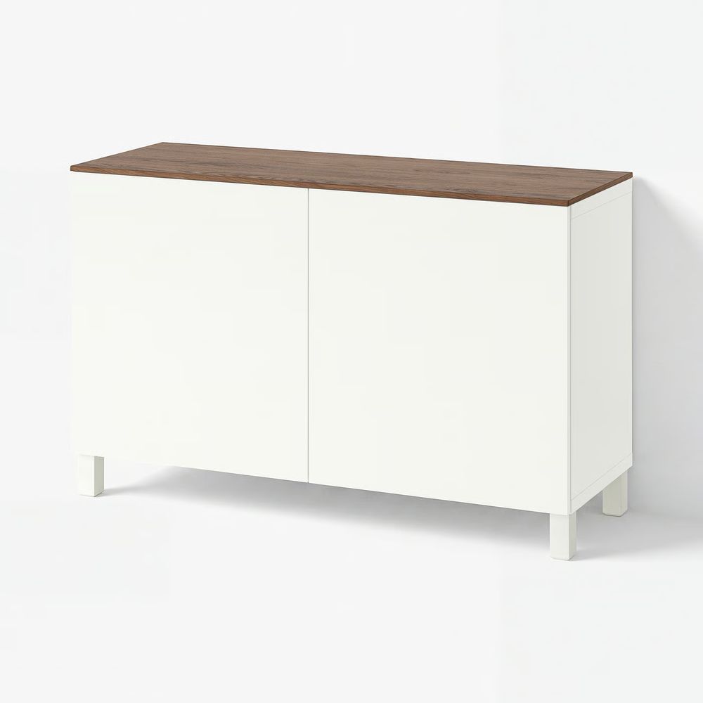 IKEA, вид спереди