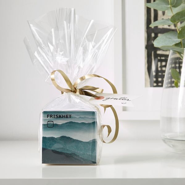 Ароматическая свеча в стакане, Горный воздух, серый, 9 см IKEA ФРИСКХЕТ 903.500.32 - фото 3