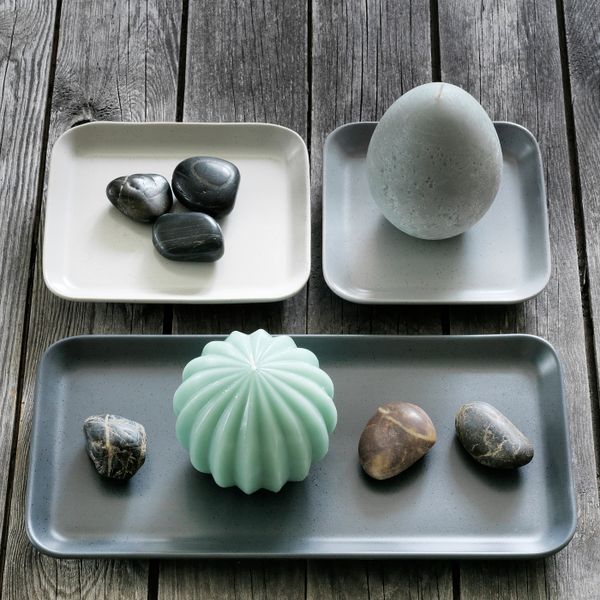 Неароматическая свеча формовая, яйцевидной формы/серый 11.5 см IKEA HEMBYGD ХЕМБЮГТ 504.275.09 - фото 2