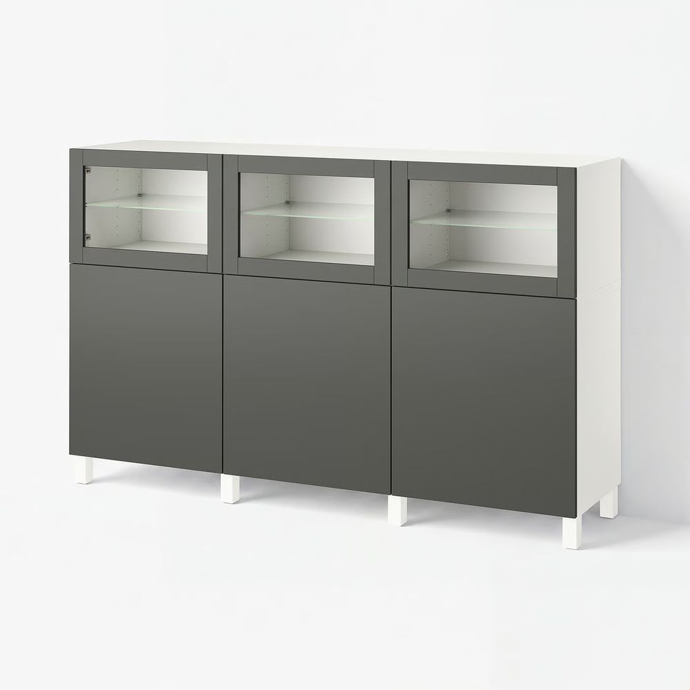 IKEA, вид спереди
