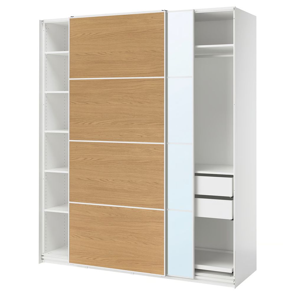IKEA, вид спереди