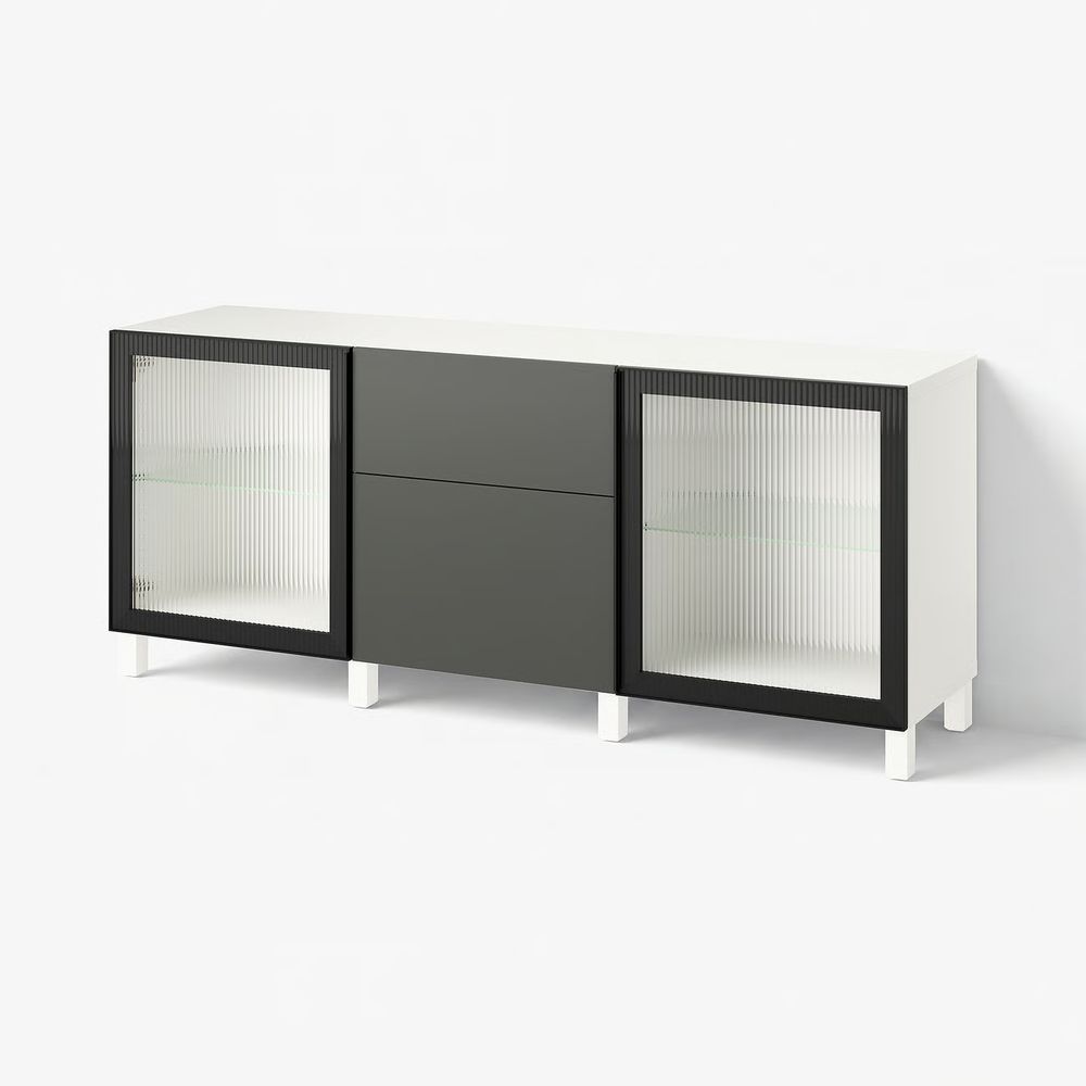 IKEA, вид спереди