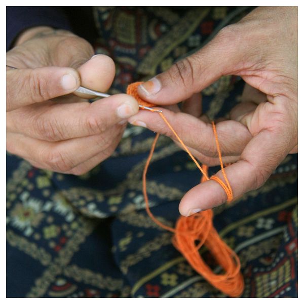 Дорожка на кровать, точечный черный, 45x180 см IKEA MÄVINN 905.749.61 - фото 3