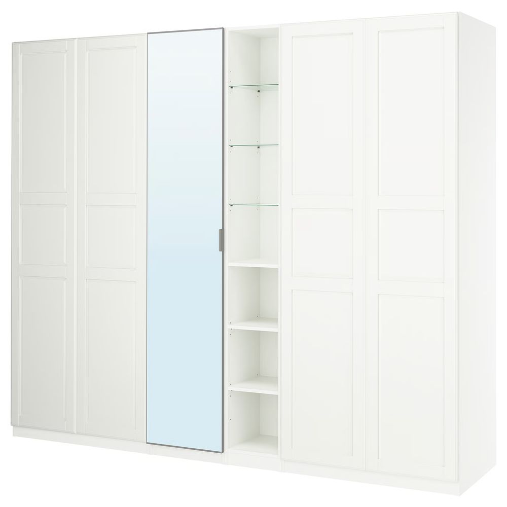 IKEA, вид спереди