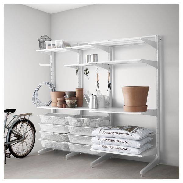 IKEA, вид спереди