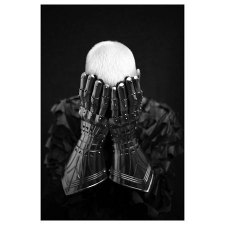 Постер ИКЕА АРТ-ИВЕНТ 2016, Стальные пальцы (61x91 см)