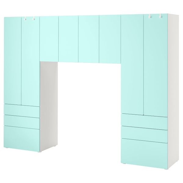 IKEA, вид спереди