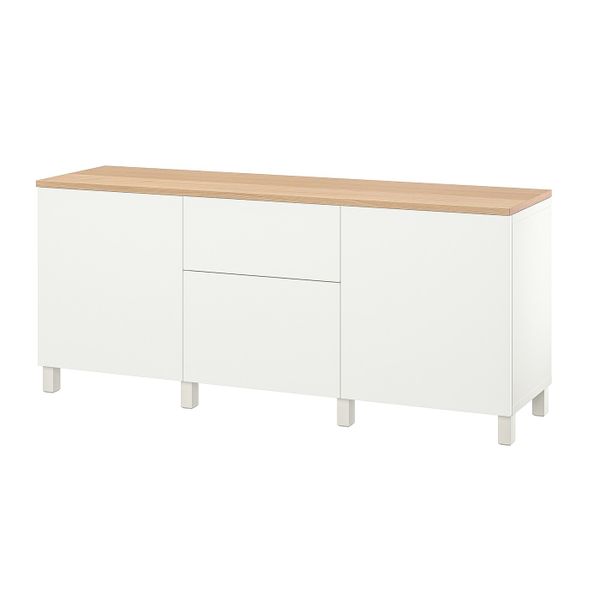 IKEA, вид спереди