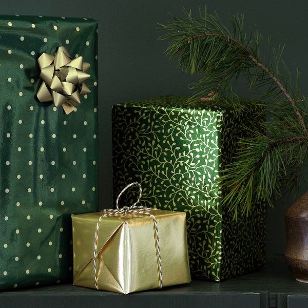 Рулон оберточной бумаги, орнамент «омела»/орнамент «точки» зеленый/золотистый 3x0.7 м/2.10 м²x3 шт IKEA VINTER 2020 ВИНТЕР 2020 - схема-чертеж с размерами