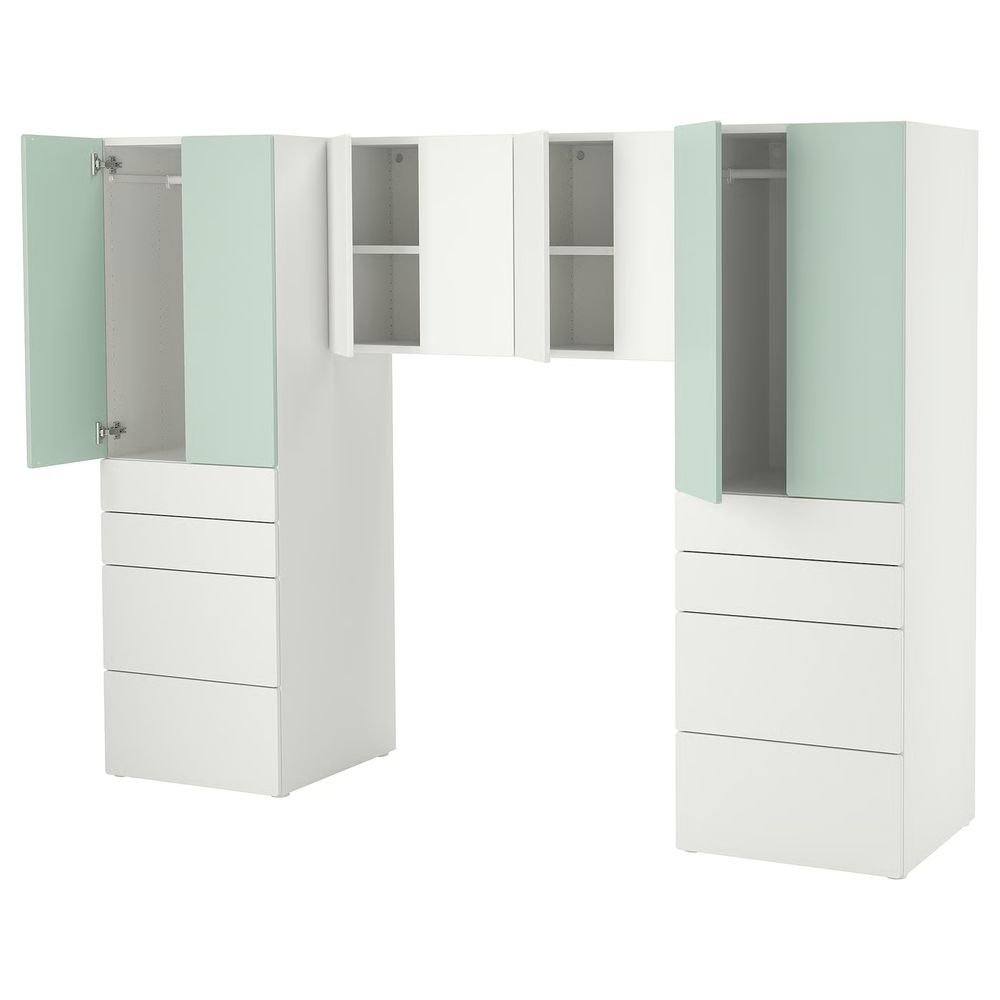 IKEA, вид спереди