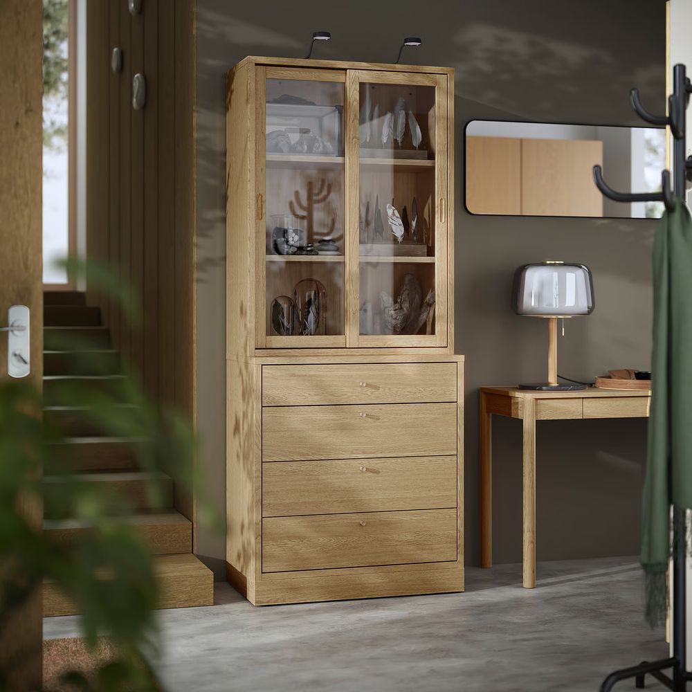IKEA, вид спереди