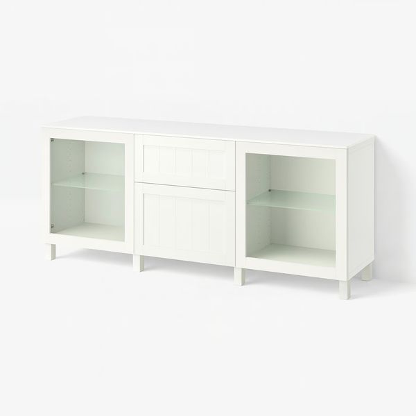 IKEA, вид спереди
