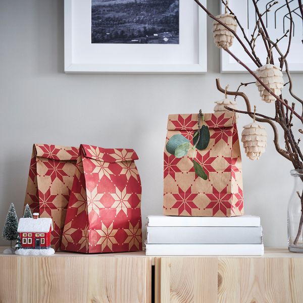 Бумажный пакет, орнамент «звезды» красный/коричневый 15x30 см IKEA VINTER 2021 ВИНТЕР 2021 004.996.12 - схема-чертеж с размерами