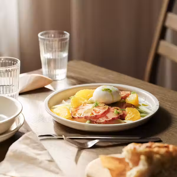 DAGGASTER ДАГГАСТЕР Тарелка - точечный/светло-бежевый 26 см - фото 3