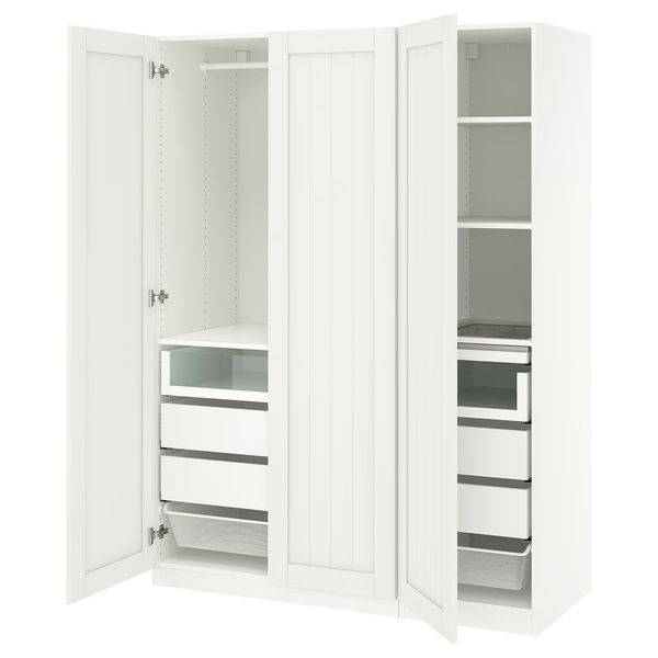 IKEA, вид спереди