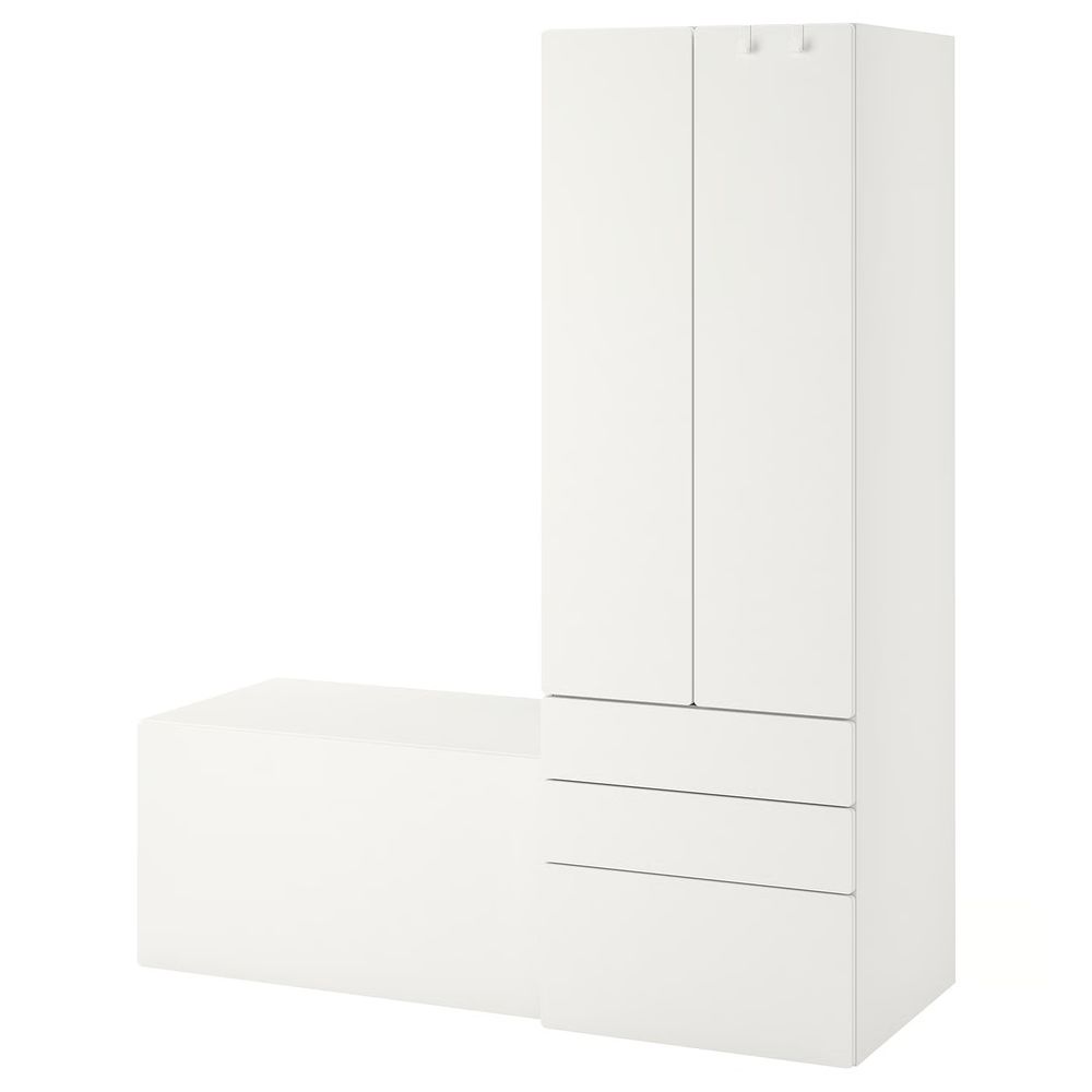 IKEA, вид спереди