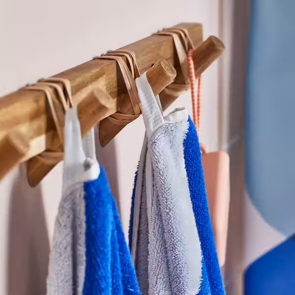 BERGVATTNET БЕРГВАТТНЕТ Банное полотенце - синий/белый 70x140 см - схема-чертеж с размерами