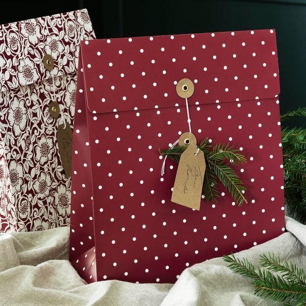 Подарочный пакет, орнамент «точки»/орнамент «рождественская роза» темно-красный 27x32 см/5 л IKEA VINTER 2020 ВИНТЕР 2020 - схема-чертеж с размерами