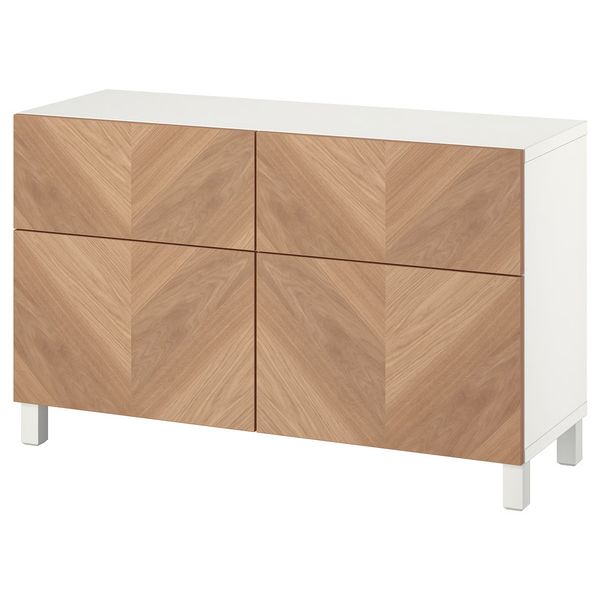 IKEA, вид спереди