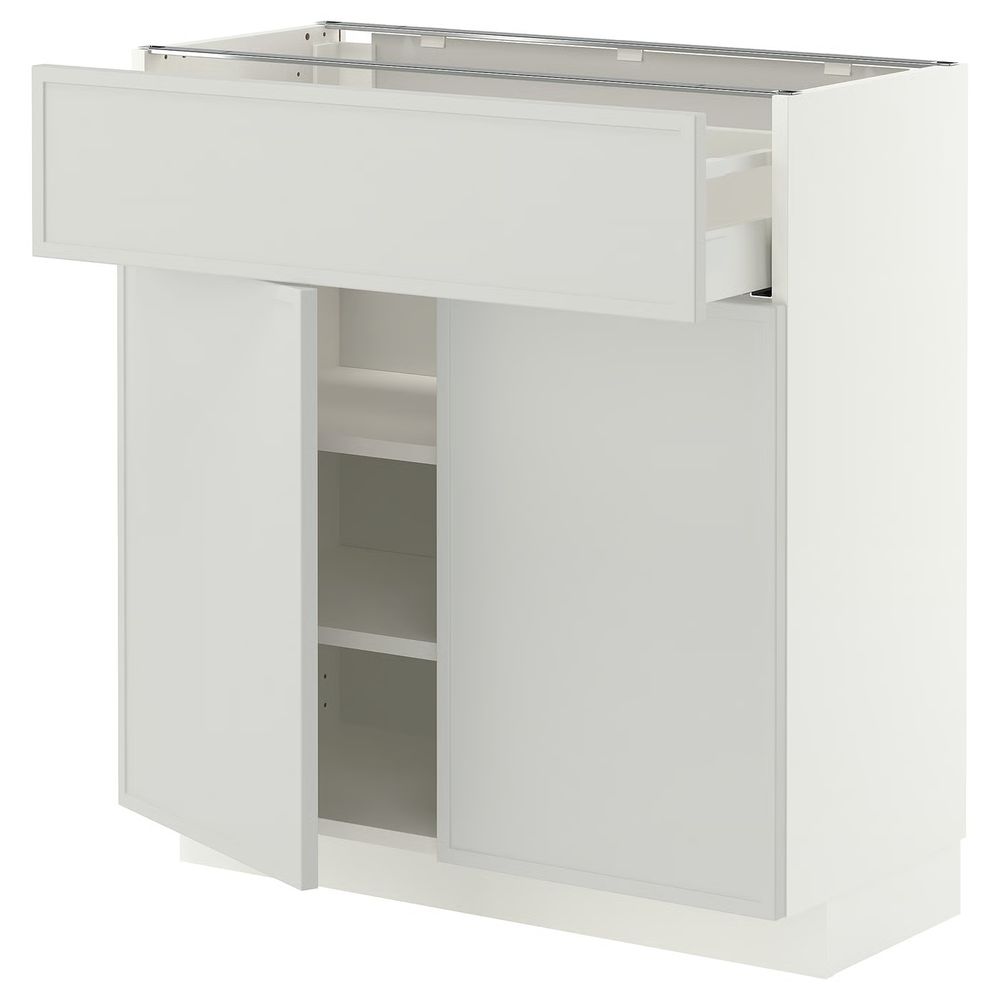 IKEA, вид спереди