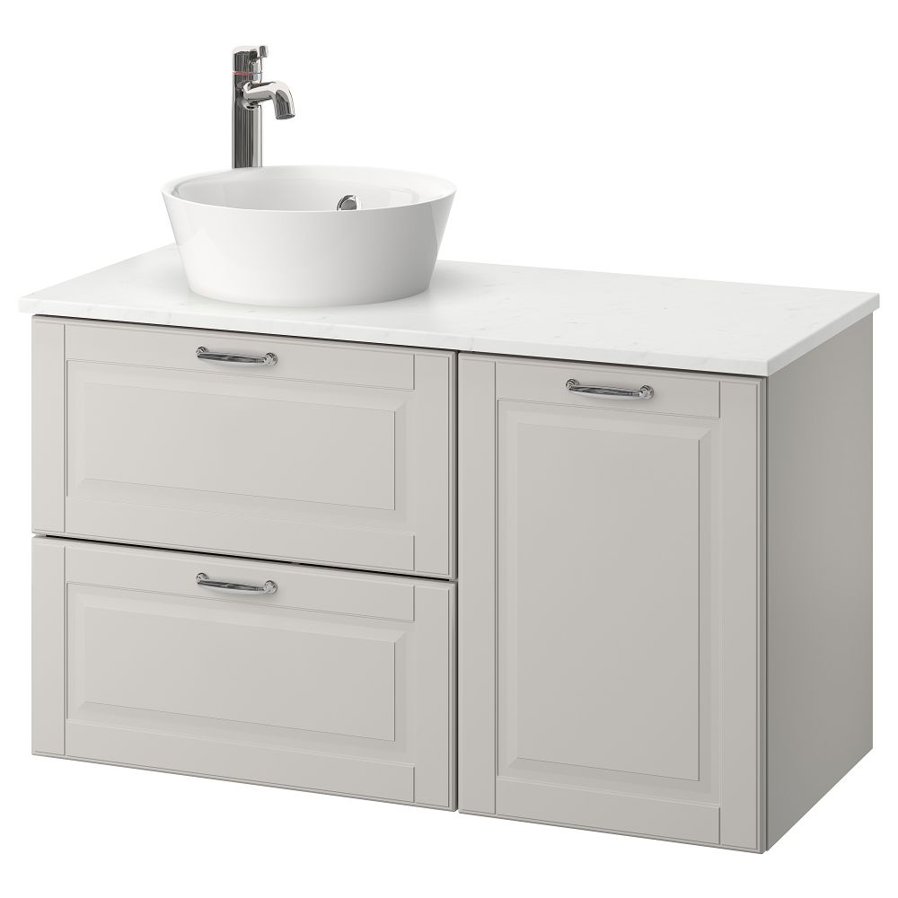 IKEA, вид спереди