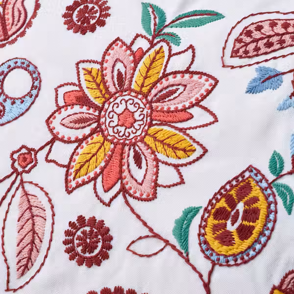 FJÄLLFRYLE ФЬЕЛЛФРЮЛЕ Подушка - белый разноцветный/ришелье 50x58 см - фото 2