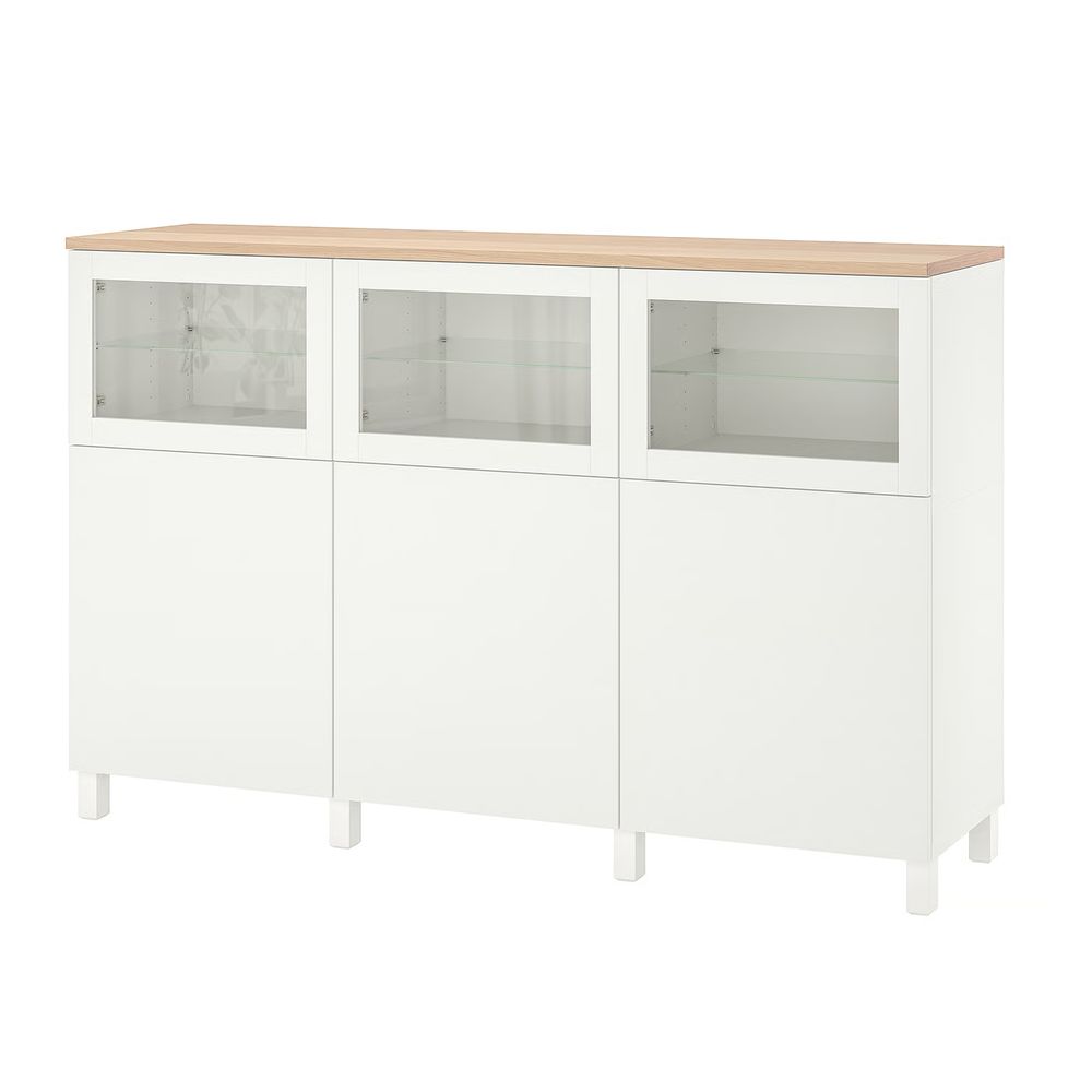 IKEA, вид спереди