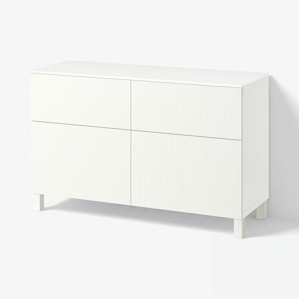 IKEA, вид спереди