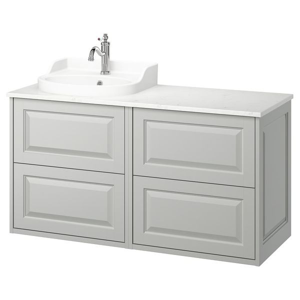 IKEA, вид спереди