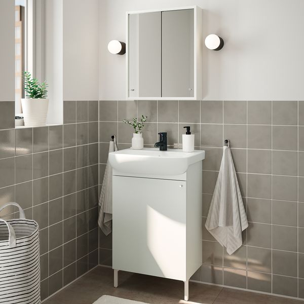 IKEA в интерьере ванной