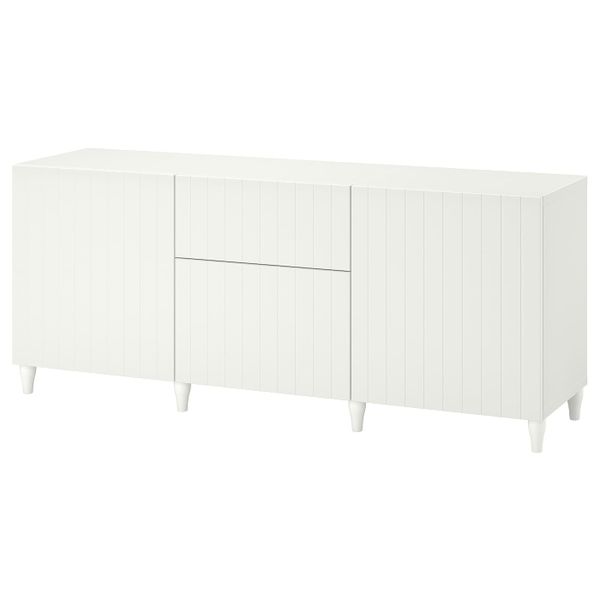 IKEA, вид спереди