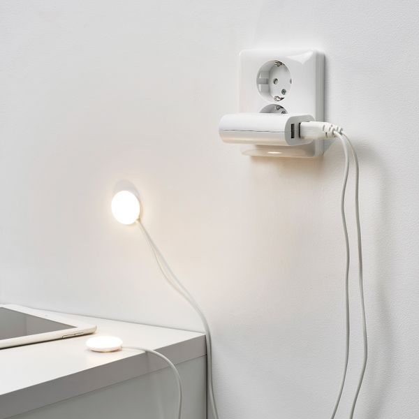 Светодиодный софит для шкафа, белый IKEA HALVKLART ХАЛВКЛАРТ 704.636.24 - фото 4