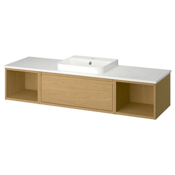 IKEA, вид спереди