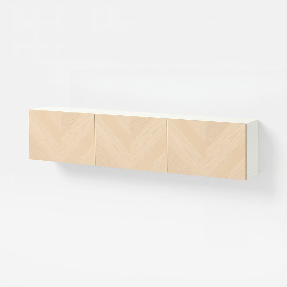 IKEA, вид спереди