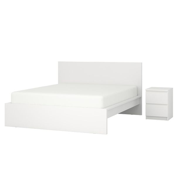 IKEA, вид спереди