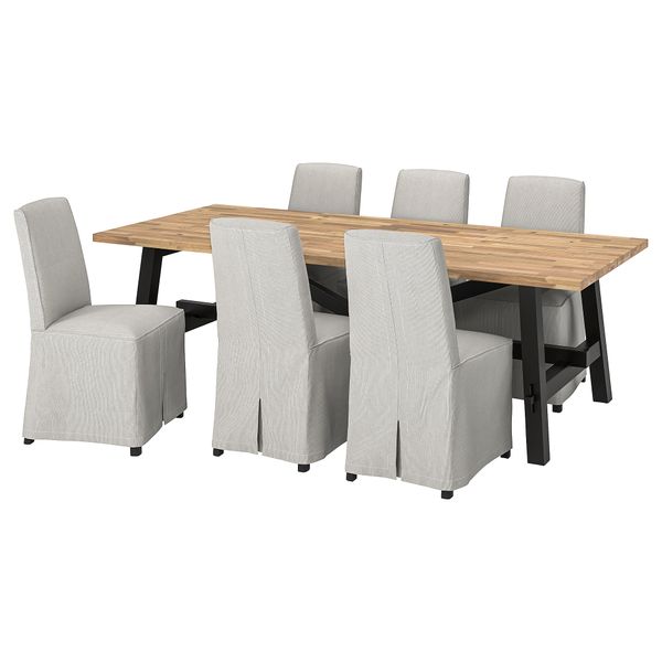 IKEA, вид спереди