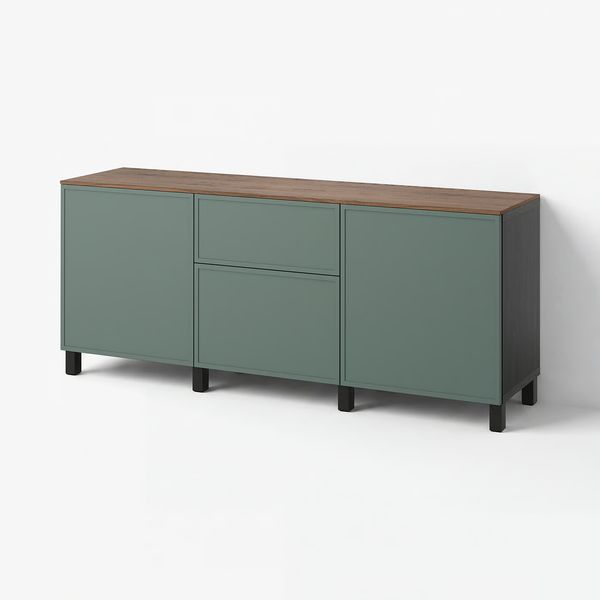 IKEA, вид спереди