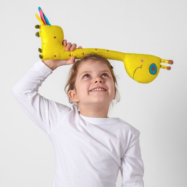 Мягкая игрушка, желтый жираф IKEA САГОСКАТТ 204.639.71 - схема-чертеж с размерами