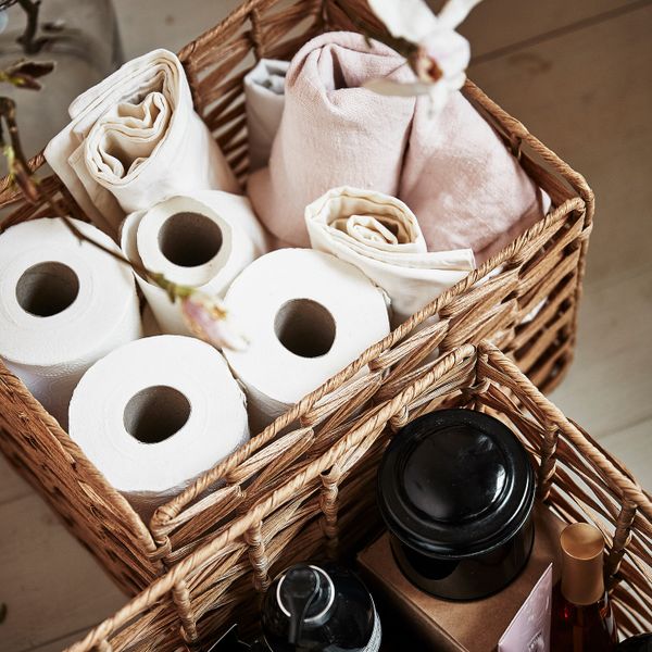 Корзина, пластик под ротанг коричневый 33x25x24 см IKEA INSVEP ИНСВЕП 504.768.06 - фото 4