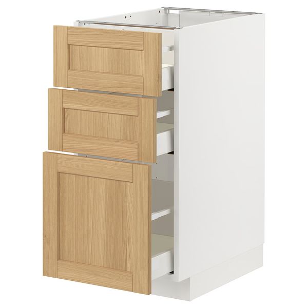 IKEA, вид спереди
