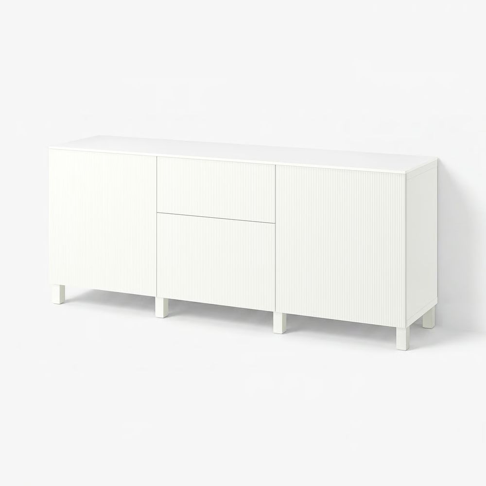IKEA, вид спереди