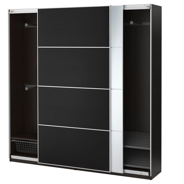 IKEA, вид спереди